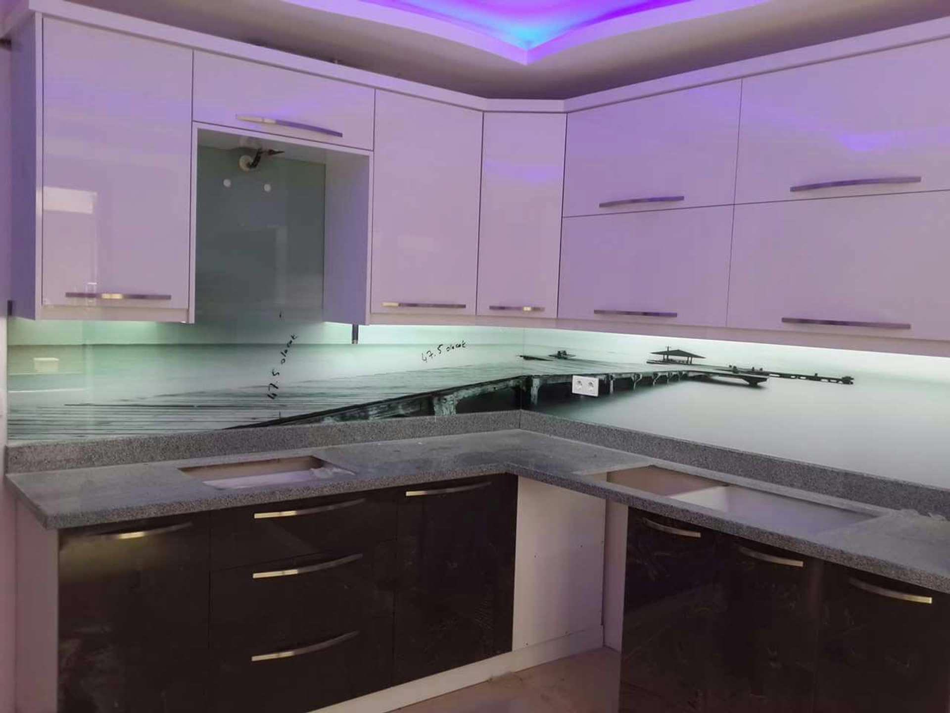 Mutfak Tezgah Arası